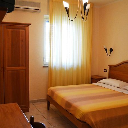 Hotel Ristorante L'Avvenire Gizzeria Δωμάτιο φωτογραφία