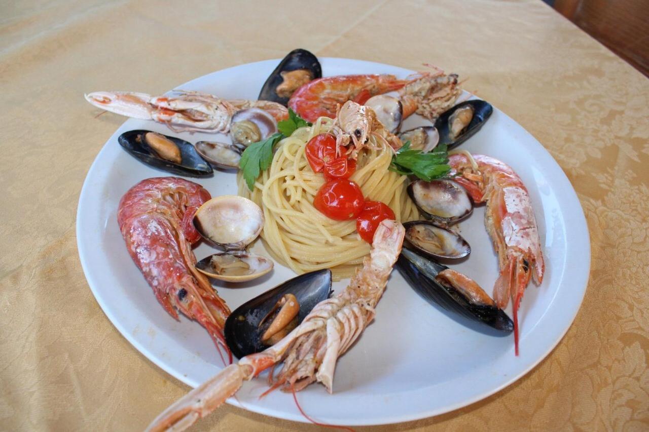 Hotel Ristorante L'Avvenire Gizzeria Εξωτερικό φωτογραφία